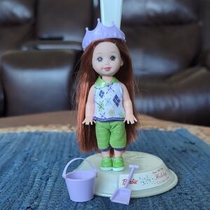 Kelly Doll with Lavender Crown and Green Outfit